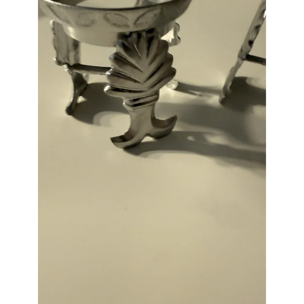 Royal Irish Lead  Crystal On Silver Leaf Stand Used For Candy, Candles Or Holder
